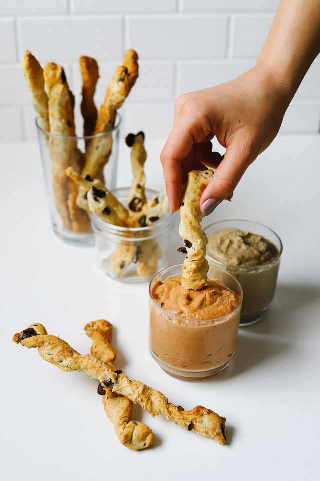 Pizzastangen mit zweierlei Dips