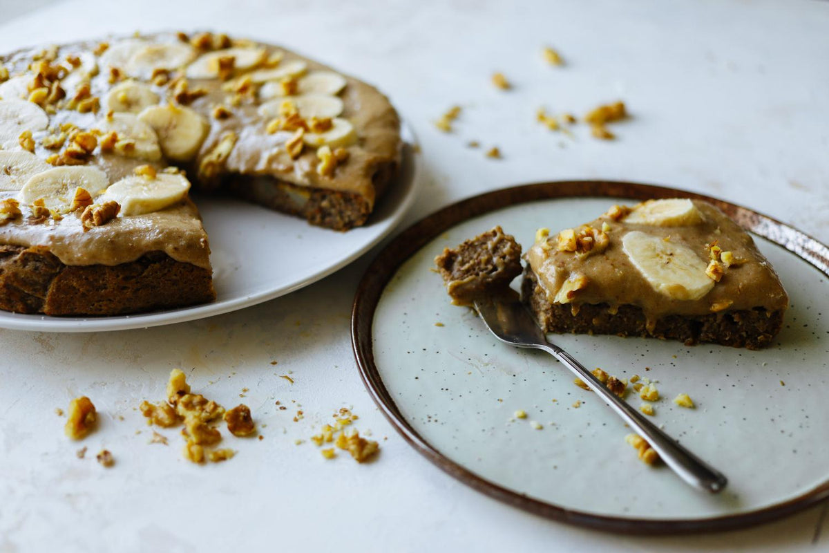 Bananenkuchen mit Dattelfrosting