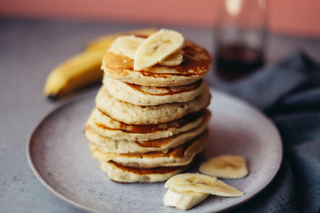 Bananen-Haferflocken-Pancakes