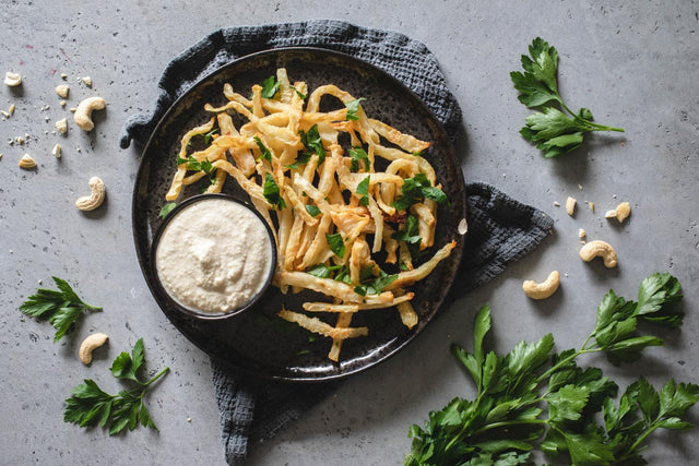 Sellerie-Pommes mit veganer Aioli