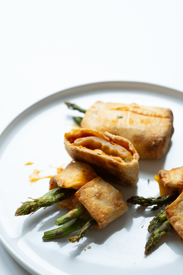 Mini-Calzone mit grünem Spargel
