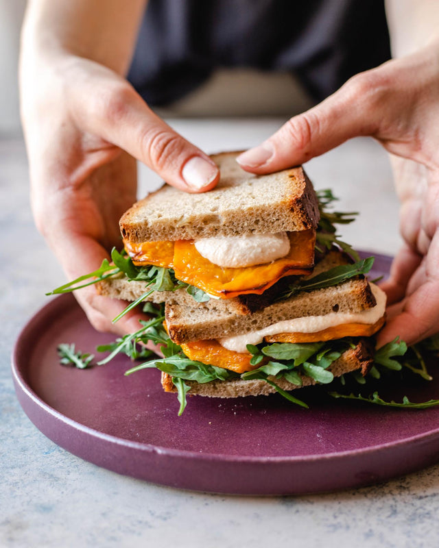 Kürbis-Sandwich mit Cashewcreme