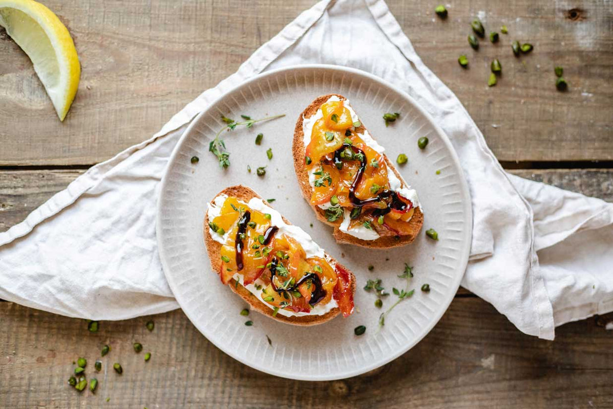 Ciabatta mit karamellisierten Pfirsichen