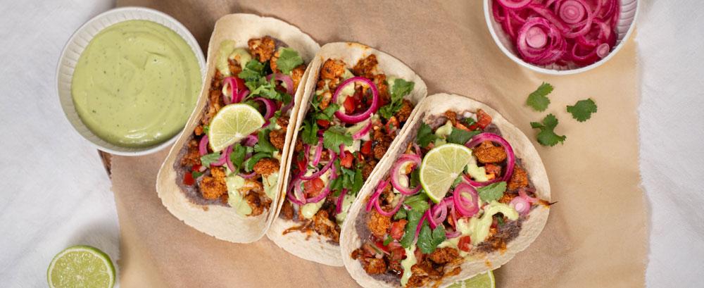 Vegane Tacos mit Blumenkohl-Chunks & Pico de Gallo