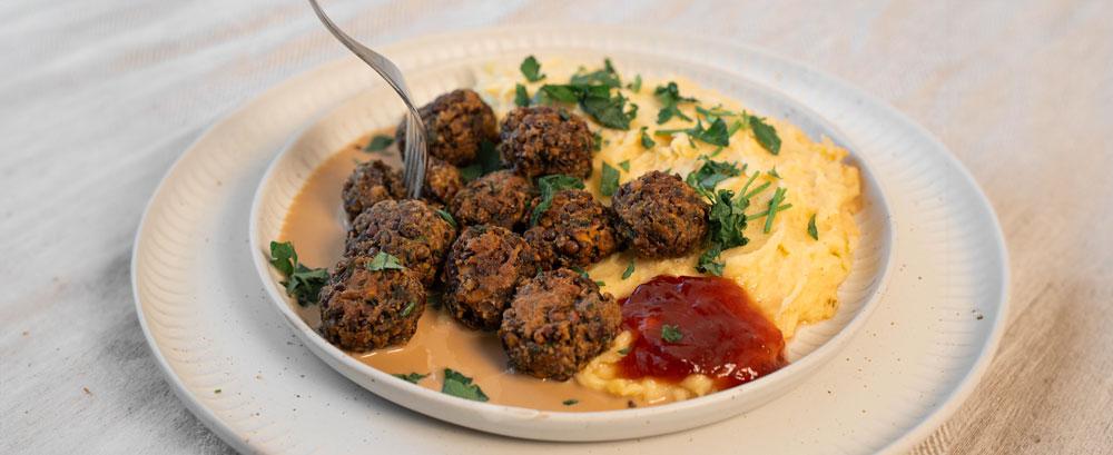 Vegane Köttbullar mit Kartoffelpüree