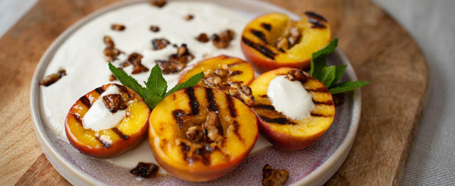 Gegrillte Pfirsiche mit Vanillecreme