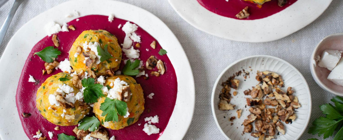 Kürbis-Knödel mit Rote Bete Beachmel